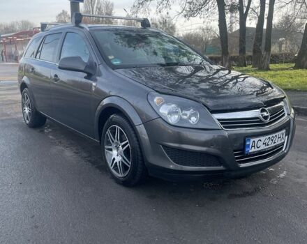Серый Опель Астра, объемом двигателя 1.6 л и пробегом 263 тыс. км за 5700 $, фото 2 на Automoto.ua