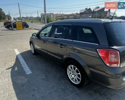 Сірий Опель Астра, об'ємом двигуна 1.7 л та пробігом 265 тис. км за 6700 $, фото 5 на Automoto.ua