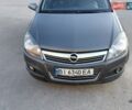 Серый Опель Астра, объемом двигателя 1.6 л и пробегом 227 тыс. км за 5100 $, фото 1 на Automoto.ua