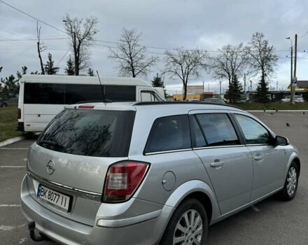 Серый Опель Астра, объемом двигателя 1.69 л и пробегом 320 тыс. км за 5800 $, фото 5 на Automoto.ua