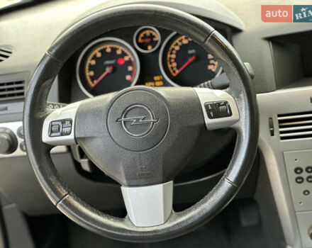 Серый Опель Астра, объемом двигателя 1.6 л и пробегом 224 тыс. км за 5500 $, фото 33 на Automoto.ua