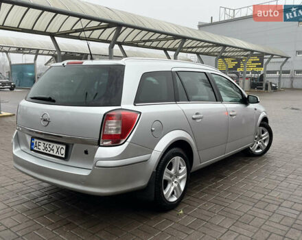 Серый Опель Астра, объемом двигателя 1.6 л и пробегом 253 тыс. км за 4800 $, фото 5 на Automoto.ua