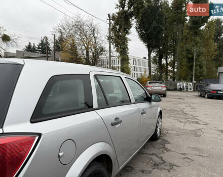 Серый Опель Астра, объемом двигателя 1.6 л и пробегом 210 тыс. км за 5499 $, фото 16 на Automoto.ua