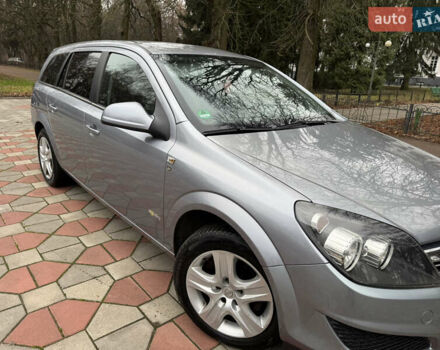 Серый Опель Астра, объемом двигателя 1.6 л и пробегом 209 тыс. км за 6400 $, фото 17 на Automoto.ua