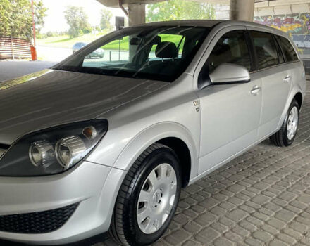Опель Астра 2010 у Львові на Automoto.ua Сірий Опель Астра, об'ємом двигуна 1.7 л та пробігом 239 тис. км за 5900 $, фото 1 на Automoto.ua