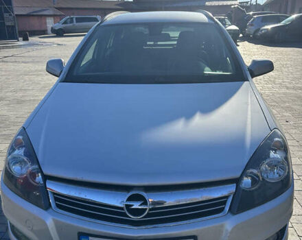 Серый Опель Астра, объемом двигателя 1.7 л и пробегом 295 тыс. км за 5500 $, фото 4 на Automoto.ua