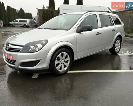 Серый Опель Астра, объемом двигателя 1.6 л и пробегом 231 тыс. км за 5699 $, фото 3 на Automoto.ua