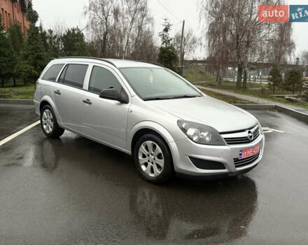 Серый Опель Астра, объемом двигателя 1.6 л и пробегом 231 тыс. км за 5699 $, фото 23 на Automoto.ua