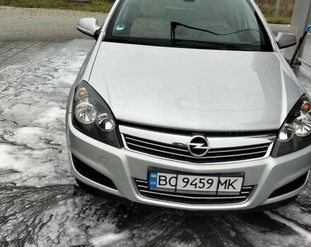 Сірий Опель Астра, об'ємом двигуна 1.7 л та пробігом 313 тис. км за 5500 $, фото 4 на Automoto.ua