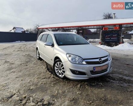 Серый Опель Астра, объемом двигателя 1.6 л и пробегом 189 тыс. км за 5600 $, фото 1 на Automoto.ua