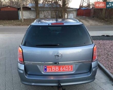 Опель Астра 2010 в Ровно на Automoto.ua Серый Опель Астра, объемом двигателя 1.6 л и пробегом 245 тыс. км за 6300 $, фото 2 на Automoto.ua