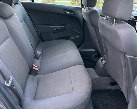 Опель Астра 2010 в Полтаве на Automoto.ua Серый Опель Астра, объемом двигателя 1.6 л и пробегом 143 тыс. км за 6500 $, фото 50 на Automoto.ua