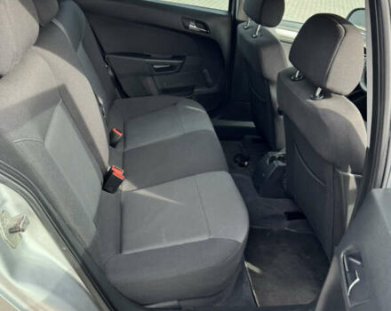 Сірий Опель Астра, об'ємом двигуна 1.7 л та пробігом 253 тис. км за 5900 $, фото 24 на Automoto.ua