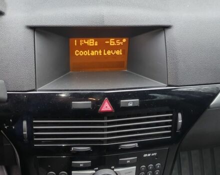 Серый Опель Астра, объемом двигателя 1.7 л и пробегом 240 тыс. км за 7000 $, фото 5 на Automoto.ua