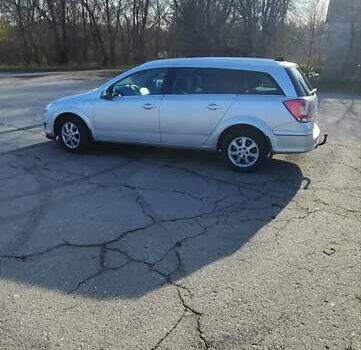 Серый Опель Астра, объемом двигателя 1.6 л и пробегом 260 тыс. км за 5000 $, фото 4 на Automoto.ua