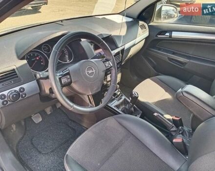 Опель Астра 2010 в Полтаве на Automoto.ua Серый Опель Астра, объемом двигателя 1.6 л и пробегом 290 тыс. км за 6500 $, фото 2 на Automoto.ua