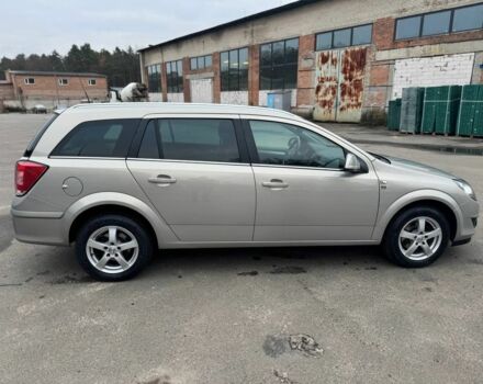 Серый Опель Астра, объемом двигателя 1.6 л и пробегом 170 тыс. км за 5300 $, фото 1 на Automoto.ua