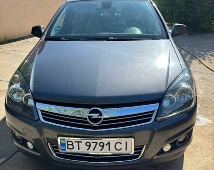 Опель Астра 2010 в Одессе на Automoto.ua Серый Опель Астра, объемом двигателя 1.6 л и пробегом 155 тыс. км за 7500 $, фото 2 на Automoto.ua