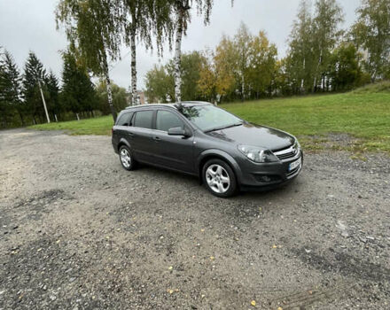 Опель Астра 2010 в Красилове на Automoto.ua Серый Опель Астра, объемом двигателя 1.6 л и пробегом 233 тыс. км за 6500 $, фото 2 на Automoto.ua