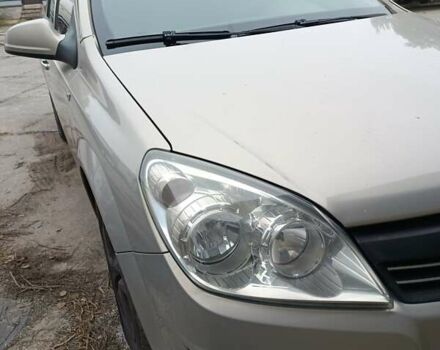 Сірий Опель Астра, об'ємом двигуна 1.7 л та пробігом 300 тис. км за 4349 $, фото 5 на Automoto.ua