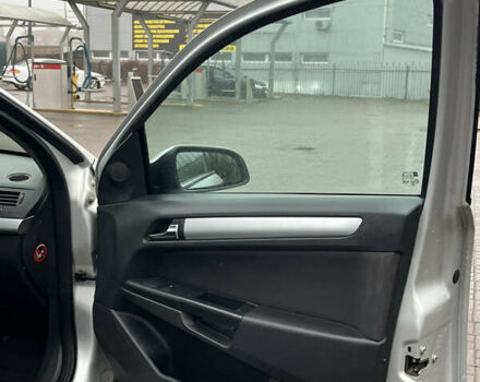 Серый Опель Астра, объемом двигателя 1.6 л и пробегом 253 тыс. км за 4800 $, фото 14 на Automoto.ua