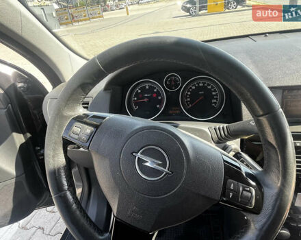 Сірий Опель Астра, об'ємом двигуна 1.7 л та пробігом 265 тис. км за 6700 $, фото 15 на Automoto.ua