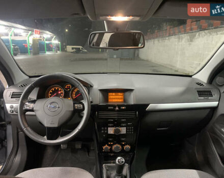 Сірий Опель Астра, об'ємом двигуна 1.4 л та пробігом 174 тис. км за 5650 $, фото 6 на Automoto.ua