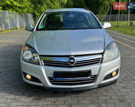 Серый Опель Астра, объемом двигателя 1.7 л и пробегом 255 тыс. км за 5800 $, фото 4 на Automoto.ua