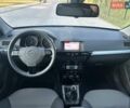 Серый Опель Астра, объемом двигателя 1.6 л и пробегом 160 тыс. км за 6200 $, фото 39 на Automoto.ua