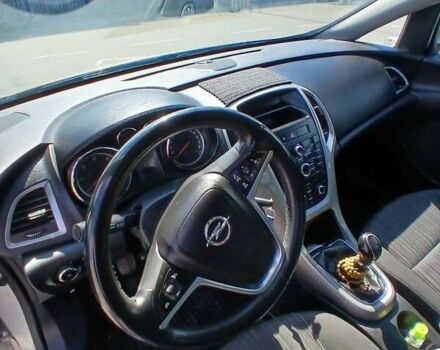 Опель Астра 2010 у Тернополі на Automoto.ua Сірий Опель Астра, об'ємом двигуна 1.69 л та пробігом 279 тис. км за 6999 $, фото 17 на Automoto.ua