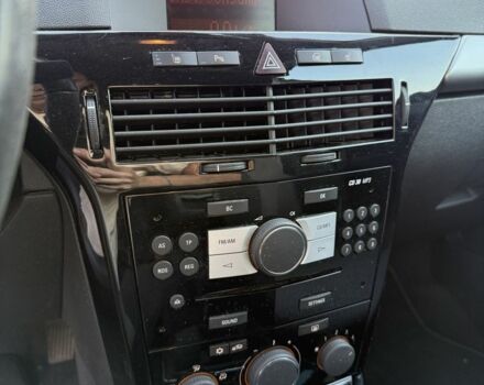 Серый Опель Астра, объемом двигателя 1.6 л и пробегом 212 тыс. км за 5999 $, фото 16 на Automoto.ua