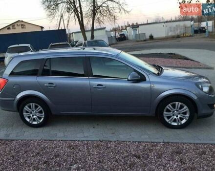 Опель Астра 2010 в Ровно на Automoto.ua Серый Опель Астра, объемом двигателя 1.6 л и пробегом 245 тыс. км за 6300 $, фото 1 на Automoto.ua