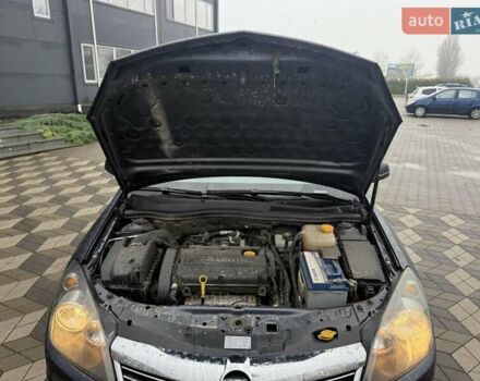 Серый Опель Астра, объемом двигателя 1.6 л и пробегом 175 тыс. км за 5650 $, фото 33 на Automoto.ua