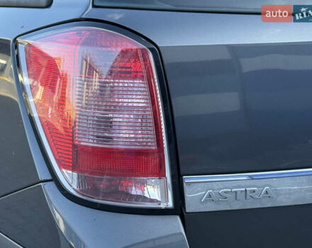 Опель Астра 2010 в Ровно на Automoto.ua Серый Опель Астра, объемом двигателя 1.6 л и пробегом 203 тыс. км за 5350 $, фото 18 на Automoto.ua