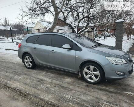 Опель Астра 2010 у Первомайськ на Automoto.ua Сірий Опель Астра, об'ємом двигуна 1.69 л та пробігом 223 тис. км за 7500 $, фото 4 на Automoto.ua