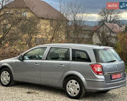 Серый Опель Астра, объемом двигателя 1.6 л и пробегом 224 тыс. км за 5500 $, фото 13 на Automoto.ua