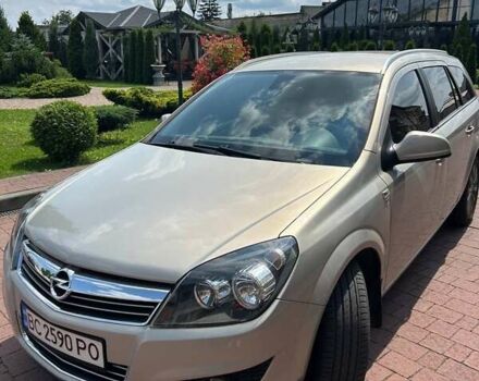 Серый Опель Астра, объемом двигателя 1.6 л и пробегом 227 тыс. км за 6200 $, фото 2 на Automoto.ua