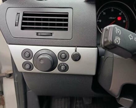 Сірий Опель Астра, об'ємом двигуна 1.7 л та пробігом 300 тис. км за 4349 $, фото 15 на Automoto.ua