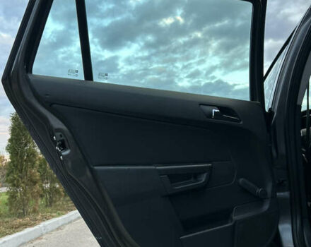 Опель Астра 2010 в Полтаве на Automoto.ua Серый Опель Астра, объемом двигателя 1.6 л и пробегом 143 тыс. км за 6500 $, фото 109 на Automoto.ua