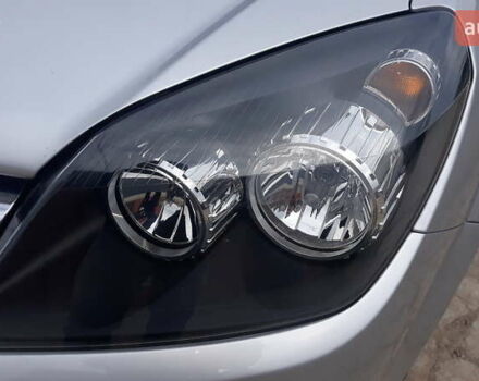 Серый Опель Астра, объемом двигателя 1.7 л и пробегом 275 тыс. км за 5800 $, фото 18 на Automoto.ua