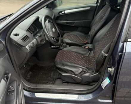 Серый Опель Астра, объемом двигателя 1.6 л и пробегом 175 тыс. км за 5650 $, фото 23 на Automoto.ua