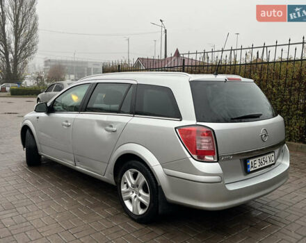 Серый Опель Астра, объемом двигателя 1.6 л и пробегом 253 тыс. км за 4800 $, фото 4 на Automoto.ua