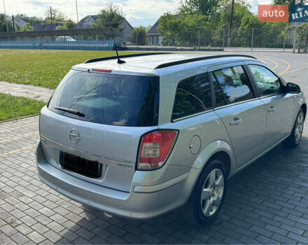 Серый Опель Астра, объемом двигателя 1.7 л и пробегом 255 тыс. км за 5800 $, фото 9 на Automoto.ua