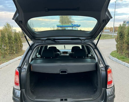 Опель Астра 2010 в Полтаве на Automoto.ua Серый Опель Астра, объемом двигателя 1.6 л и пробегом 143 тыс. км за 6500 $, фото 77 на Automoto.ua