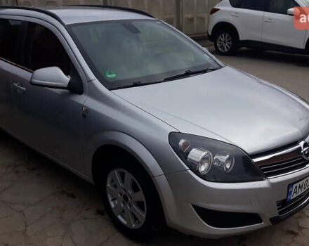 Серый Опель Астра, объемом двигателя 1.7 л и пробегом 275 тыс. км за 5800 $, фото 6 на Automoto.ua