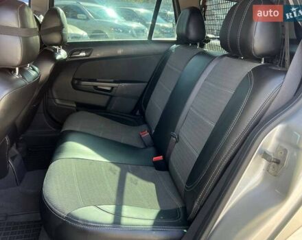 Серый Опель Астра, объемом двигателя 1.69 л и пробегом 306 тыс. км за 4690 $, фото 9 на Automoto.ua