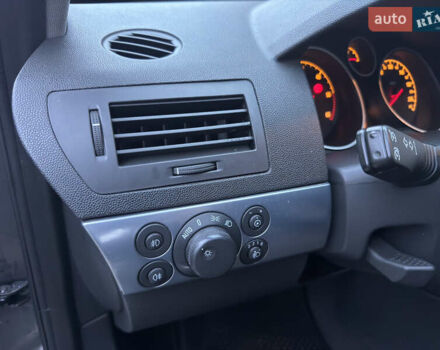 Сірий Опель Астра, об'ємом двигуна 1.69 л та пробігом 293 тис. км за 6350 $, фото 12 на Automoto.ua