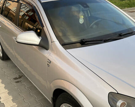 Сірий Опель Астра, об'ємом двигуна 1.7 л та пробігом 256 тис. км за 4800 $, фото 3 на Automoto.ua