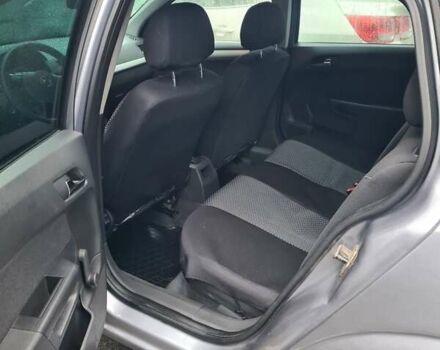 Сірий Опель Астра, об'ємом двигуна 1.69 л та пробігом 374 тис. км за 5500 $, фото 10 на Automoto.ua