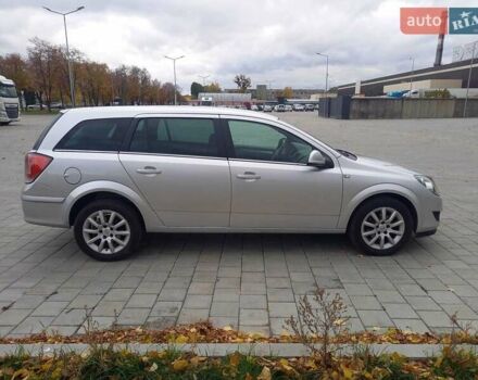 Опель Астра 2010 в Черкассах на Automoto.ua Серый Опель Астра, объемом двигателя 1.7 л и пробегом 249 тыс. км за 6650 $, фото 3 на Automoto.ua